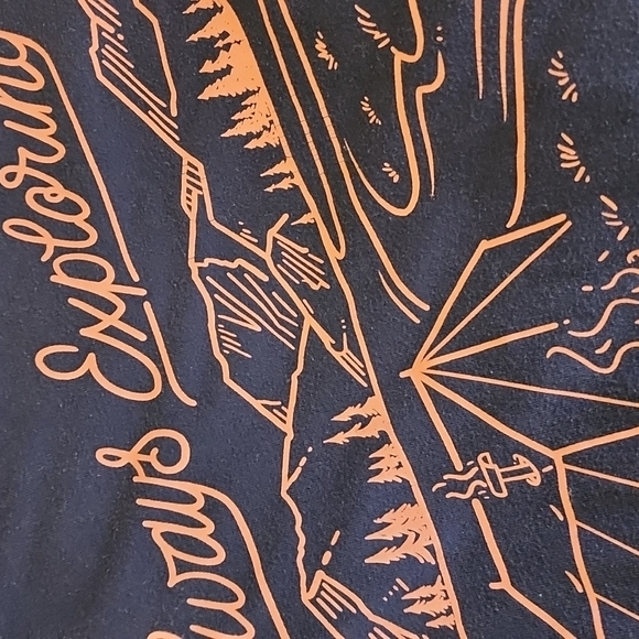 Kids Old Navy TShirt - Picture 4 of 5